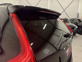 Volvo XC90 Volvo XC90 T8 Recharge AWD R-Design BLACK LONG RANGE PANO/TREKHAAK/HEAD-UP/MEMORY/H&K/CAMERA/ACC/PILOT-ASSIST/KEYLESS/LEER-SPORT/GOOGLE/PRIVACY/20
