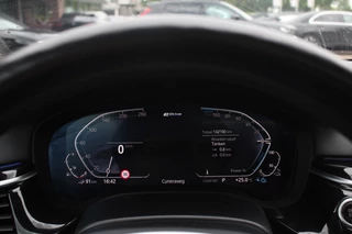 BMW 5 Serie BMW 5 Serie 530e iPerformance High Executive / Schuifdak / 360Camera / Head-up / 20'' / Volleder / Harman Kardon / Keyless / Navigatie / Stoelventilatie / Stuurverwarming / Dodehoek / ACC - afbeelding nr 17