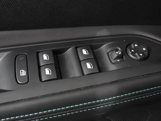 Peugeot 5008 Peugeot 5008 1.2 Automaat Allure Pack Business 7-Persoons Airco Navi Adaptive Cruise Full LED Carplay Trekhaak PDC VA + 180 Camera Privacy Glass - afbeelding nr 16