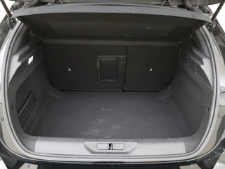 Peugeot 308 Peugeot 308 1.2 PureTech GT 131PK Automaaat: Sportief, slim en comfortabel - afbeelding nr 7