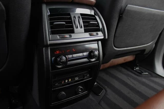 BMW X5 ➡️ BMW X5 xDrive50i F15 High Executive 7p M-sport | M-pakket | 2e eigenaar | Dakraam | Head-up | 20 inch | LED | Camera | 449 pk | 7 persoons | Harman-kardon | Keyless go/entry - afbeelding nr 35