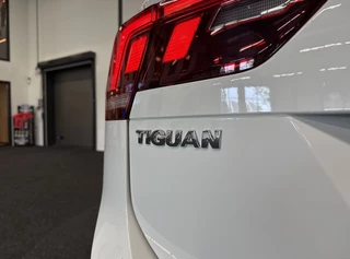 Volkswagen Tiguan Volkswagen Tiguan 1.5 TSI R-Line Bns+ | PANO | CAMERA | TREKHAAK | NAVI - afbeelding nr 52