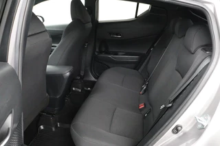 Toyota C-HR Toyota C-HR 1.8 Hybrid Dynamic | Stoel & stuurverwarming |  Adaptive cruise | Camera | Navigatie | Climate control | Keyless - afbeelding nr 8