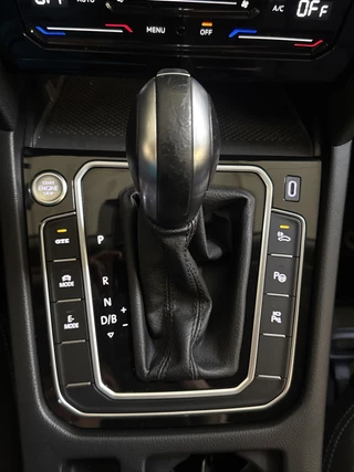 Volkswagen Passat Volkswagen Passat Variant GTE 218PK DSG HYBRID GTE BUSINESS VIRTUAL/NAVI/CAMERA*** - afbeelding nr 32