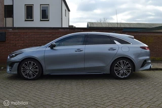 Kia ProCeed Kia ProCeed 1.5 T-GDi GT-PlusLine | Pano dak | PDC | Trekhaak | CarPlay | JBL | Camera - afbeelding nr 3