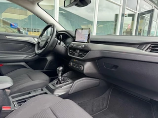 Ford Focus Ford Focus Wagon 1.5 EcoBlue Titanium Business|Cruise control|Airco|Trekhaak|Navi| - afbeelding nr 24