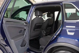 Volkswagen Tiguan Volkswagen Tiguan 1.4 TSI R Line Org NL 1ste Eig Trekhaak LED Dealer Onderhouden - afbeelding nr 28