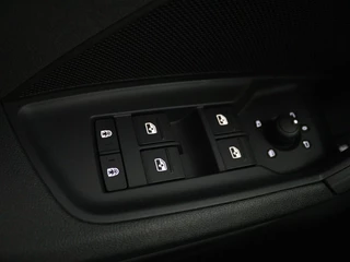 Audi A3 Audi A3 45 TFSIe Business Edition | Head-Up |  Stoelverwarming | Adaptive cruise | Carplay | Bang & Olufsen | Matrix LED | Keyless | Park Assist | Virtual Cockpit - afbeelding nr 33