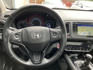 Honda HR-V Honda HR-V 1.5 i-VTEC Executive | navigatie | panoramadak | trekhaak | camera | stoelverwarming | all season banden - afbeelding nr 22