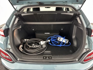 Hyundai Kona (INCL-BTW) *HEAT-PUMP | FULL-LEATHER | HEAD-UP | FULL-LED | NAVI-FULLMAP | DAB | ADAPTIVE-CRUISE | KRELL-AUDIO | KEYLESS | CAMERA | BLIS | LANE-ASSIST | DIGI-COCKPIT | COMFORT-SEATS | 17''ALU - afbeelding nr 10