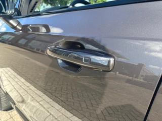 Volvo XC90 Volvo XC90 2.0 T8 Recharge AWD Ultimate Dark B&W audio | Luchtvering | Massagestoelen - afbeelding nr 4
