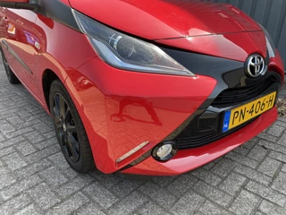 Toyota Aygo Toyota Aygo 1.0 VVT-i x-play Lm.Velgen.Camera.Airco.Electr.pakket.Apple carplay - afbeelding nr 19