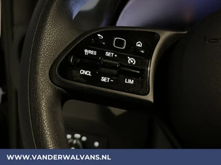 Mercedes-Benz Sprinter Mercedes-Benz Sprinter 317 CDI 170pk L3H2 Euro6 Airco | Camera | Apple Carplay | Android Auto Cruisecontrol, Parkeersensoren, Stoelverwarming, Bijrijdersbank, MBUX - afbeelding nr 9