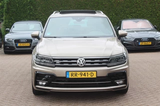 Volkswagen Tiguan Volkswagen Tiguan 1.4 TSI ACT Highline Bus. R-Line / Trekhaak / Panoramadak / 360Camera / 19'' / Virtual Cockpit / Apple CarPlay / DAB / Stoelverwarming / ACC - afbeelding nr 8