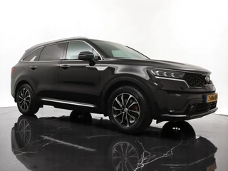 Kia Sorento Kia Sorento 1.6 T-GDI Plug-in Hybrid 4WD Edition 7-persoons - Navigatie - Lederen bekleding - Stoelverwarming - Trekhaak - Fabrieksgarantie tot 10-2028 - afbeelding nr 11