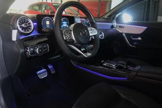 Mercedes-Benz CLA Mercedes CLA-klasse 250 AMG-NIGHT 225pk PANORAMADAK|SFEERVERLICHTING|WIDESCREEN|360CAMERA|BURMESTER|DEALER ONDERHOUDEN - afbeelding nr 30
