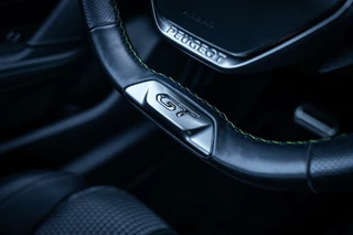 Peugeot 208 Peugeot 208 1.2 PureTech GT-Line*LED*AUTOMAAT*CARPLAY*CAMERA - afbeelding nr 24