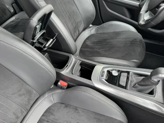 Peugeot 308 Peugeot 308 SW 1.2 PureTech Allure Leder/alcantara Led koplampen Camera Cruise Navigatie - afbeelding nr 24
