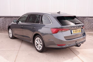 Škoda Octavia Škoda Octavia Combi 1.5 e-TSI Business Edition Plus | Trekhaak | Head-Up | Carplay | LED | Sfeerverl. | Camera | Memory - afbeelding nr 19