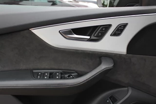 Audi Q8 Audi Q8 55 TFSI e quattro Pro Line S / Vol opties!! / Trekhaak / Panoramadak / 360Camera / Head-up / 22'' / Softclose / B&O / Luchtvering / Keyless / Stuurverwarming / Sfeerverlichting / Stoelventilatie + verwarming / Dodehoek / - afbeelding nr 38