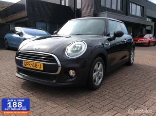 MINI Cooper Mini Mini 1.5 Cooper Chili Serious Business stoelverw Navi Lm Vlg - afbeelding nr 1