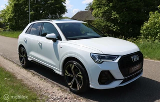 Audi Q3 Audi Q3 35 TFSI S-Line / Pano / Navi / Carplay / Leder / 20
