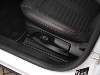 Ford Puma Ford Puma 1.0 EcoBoost Hybrid ST-Line X I Half-leder I Navi I Keyless - afbeelding nr 19