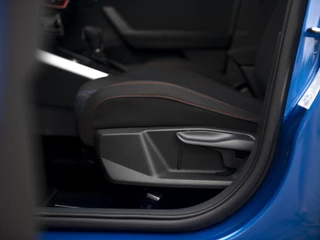 SEAT Arona SEAT Arona 1.0 EcoTSI 116pk FR DSG | Full LED | Keyless | ParkAssist + Camera | App-Connect | Armsteun vóór | Black Pack | Wireless Charge - afbeelding nr 37