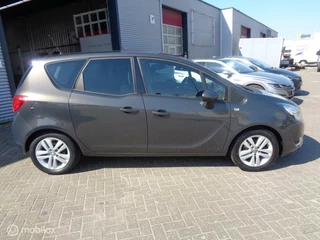 Opel Meriva Opel Meriva 1.4 Turbo 120pk Edition/Airco/Ecc/PDC/Cruise/Lm velgen/Hoge zit - afbeelding nr 4