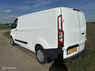Ford Transit Custom Ford Transit Custom 330 2.2 TDCI L2H1 Trend NAVI/AIRCO/CAMERA - afbeelding nr 3