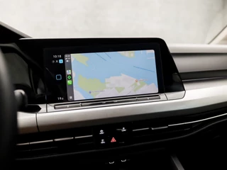 Volkswagen Golf Volkswagen Golf 1.0 TSI Sport (APPLE CARPLAY, GROOT NAVI, MEMORY SEATS, ALCANTARA, CAMERA, SPORTSTOELEN, KEYLESS, LM VELGEN, LED KOPLAMPEN, NIEUWSTAAT) - afbeelding nr 30