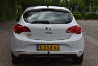 Opel Astra Opel Astra 1.4 Turbo Blitz | NL-Auto | Nav | Cruise Contr | Bluetooth | Trekhaak | 4-Seasons | NAP | Netjes - afbeelding nr 6