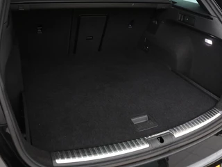 SEAT Leon SEAT Leon 1.5 TSI FR Ultimate Edition Black | Panoramadak |  Stoelverwarming | Adaptive cruise | Beats Audio | Sfeerverlichting | Carplay | Leder/Alcantara | Full LED | Virtual Cockpit | Keyless | Navigatie - afbeelding nr 11
