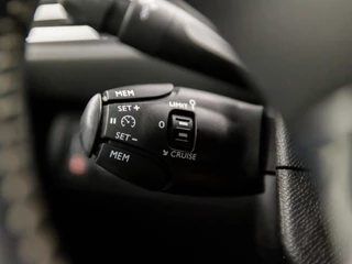 Peugeot 308 Peugeot 308 SW 1.2 PureTech Sport (PANORAMADAK, APPLE CARPLAY, GROOT NAVI, PARKEERSENSOREN, SPORTSTOELEN, GETINT GLAS, CRUISE, LANE ASSIST, NIEUWE APK, NIEUWSTAAT) - afbeelding nr 21