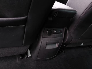 Renault Grand Scénic 1.3 TCe 140pk Automaat Bose | Navi | Clima | Cruise | Dodehoek+Rijstrooksensor | Keyless Entry | Pdc V+A+Assist+Camera | Led Koplampen | Stoelverwarming | Privacy Glass | 20''lm - afbeelding nr 31