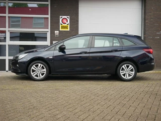 Opel Astra Opel Astra Sports Tourer 1.4 Online Edition NL auto| Trekhaak| Camera| - afbeelding nr 2