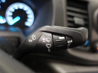 Ford Transit Custom Ford Transit Custom 300 2.0 TDCI 130pk L2H1 Trend Automaat Airco Navigatie Cruise control Camera Parkeersensoren Trekhaak Betimmering Laadruimte - afbeelding nr 18
