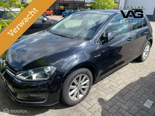 Volkswagen Golf - 180076054-0