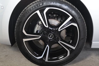Opel Corsa Opel Corsa 1.2 GS-Sport Pano-Dak I Stuur+Stoelverwarming I Sport interieur!!! - afbeelding nr 23