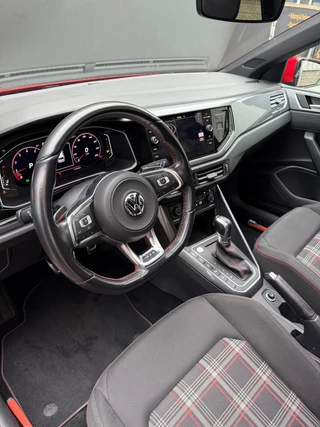 Volkswagen Polo Volkswagen Polo 2.0 TSI GTI|Pano|Camera|Virtual|Dodehoek| - afbeelding nr 42