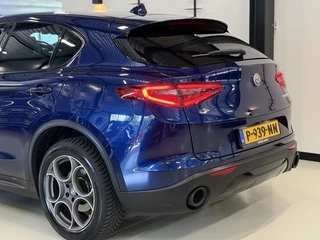 Alfa Romeo Stelvio Alfa Romeo Stelvio 2.0 T 281PK AWD automaat Special Ed. Q4 / LED / 2018 - afbeelding nr 18