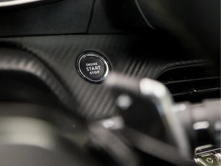 Peugeot 208 Automaat (PANORAMADAK, VIRTUAL COCKPIT, APPLE CARPLAY, GROOT NAVI, LEDER, 360 CAMERA, SPORTSTOELEN, GETINT GLAS, KEYLESS, ZWART HEMEL, NIEUWSTAAT) - afbeelding nr 25