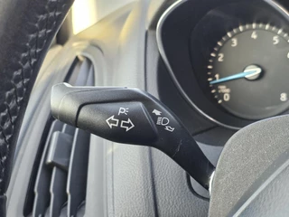 Ford Focus Ford Focus 1.0 Trend Edition Airco | Bluetooth | Navigatie | PDC achter | Multifunctioneel stuurwiel | Nette auto! - afbeelding nr 18