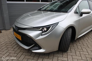 Toyota Corolla Toyota Corolla 1.8 Hybrid Business Intro | Parkeersensoren voor en achter | Stoelverwarming | NL Auto Boekjes. - afbeelding nr 12