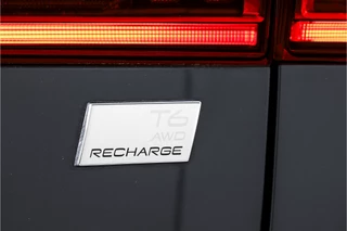 Volvo XC60 Volvo XC60 2.0 T6 Plug-in hybrid AWD Plus Dark | S/K-Panodak | Dig. Cockpit | Adapt. Cruise | Memory Stoelen | Elek. Klep | Stoel-+stuurverw. | 360 Camera | Harman/Kardon | NAV+App. Connect | LM 19
