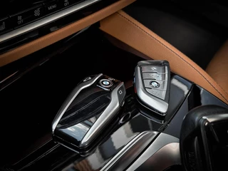 BMW 5 Serie BMW 5-serie Touring 530d xDrive M-Sport | HUD | PANO | H&K | TREKHAAK | LEER | CARPLAY | FULL OPTION - afbeelding nr 68