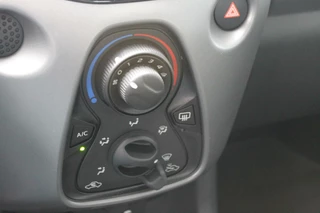 Toyota Aygo Toyota Aygo 1.0 VVT-i x-play Automaat-Origineel NL met NAP - afbeelding nr 11