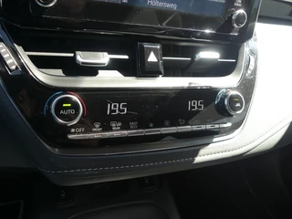 Toyota Corolla Touring Sports Toyota Corolla Touring Sports 1.8 Hybrid Dynamic | Trekhaak | Camera | Keyless - afbeelding nr 12