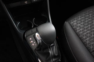 Kia Picanto Kia Picanto 1.0 DPi Automaat DynamicPlusLine | Navigatie | Climate Control | Camera | Parkeer Sensoren | Cruise control | Led | DAB | Lichtmetalen velgen | Extra getint glas - afbeelding nr 20