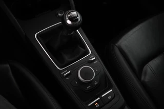 Audi Q2 Sport! Panorama, Leer, Airco - afbeelding nr 14